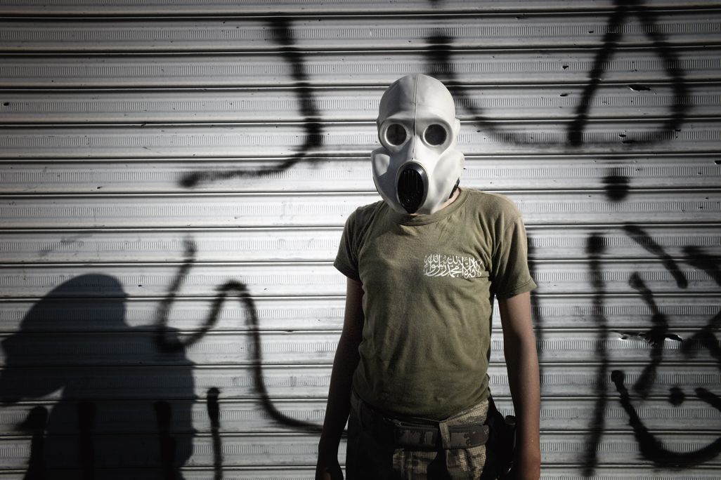 05_02_2014_syria gas mask.jpg