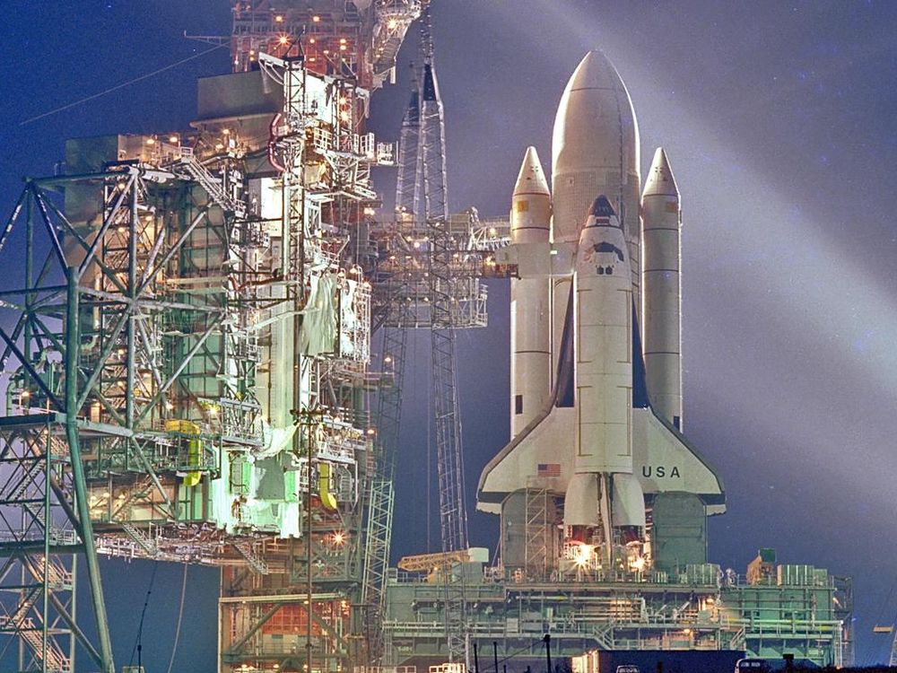 Hd Space Shuttle Sts 1 NASA Moves Space Shuttle To Launch Pad