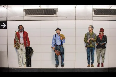 Vik Muniz's "Perfect Strangers"