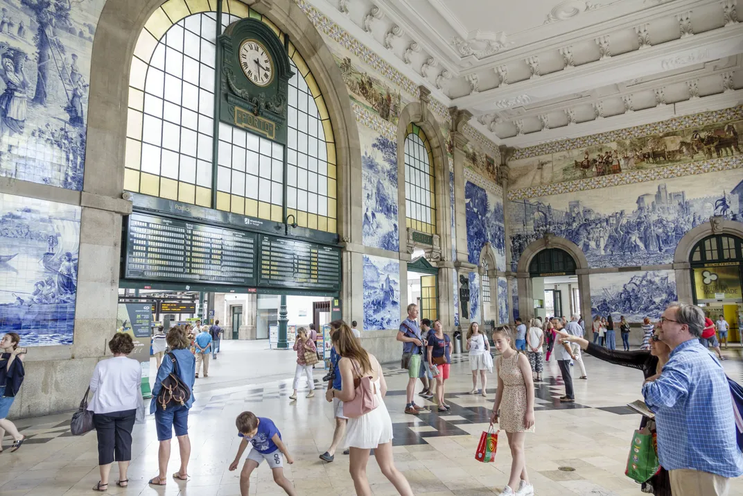 Sao Bento Railway Station