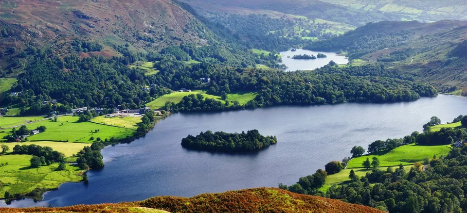  View of the landscape overlooking Grasmere 