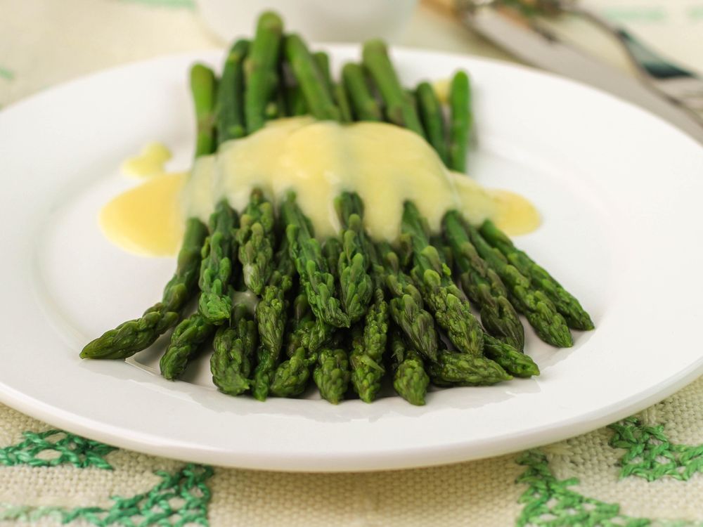 Asparagus Hollandaise