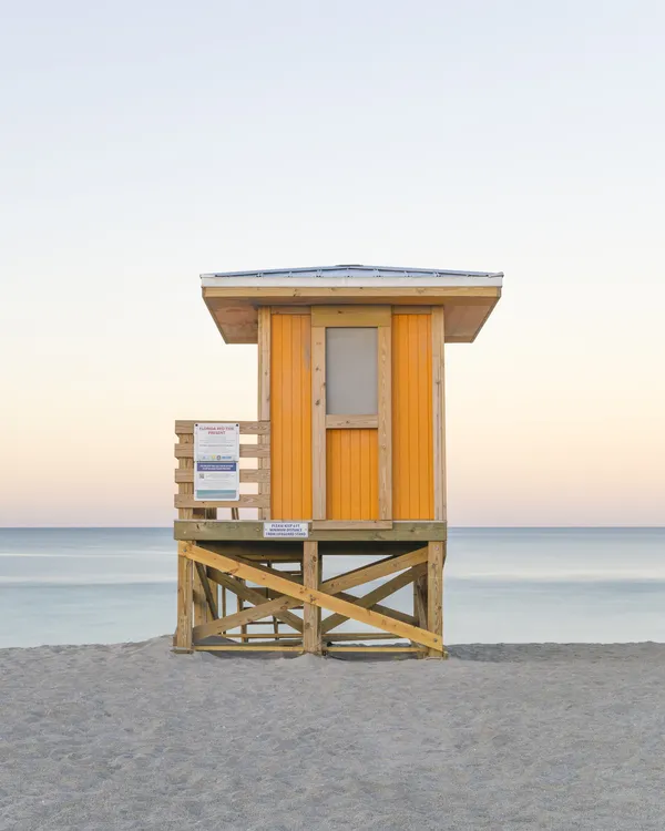 Lifeguard tower (Venice Beach, FL) thumbnail