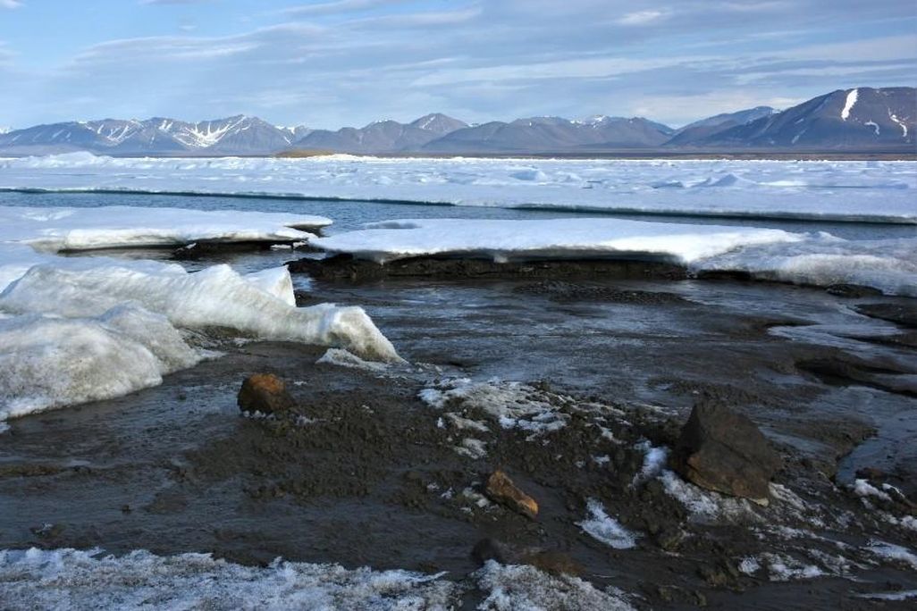 An image of ice and snow on a Island located in northern Greenland.
