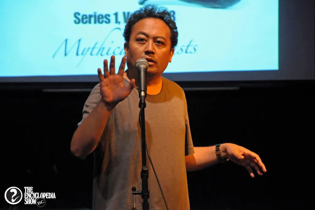 Regie Cabico