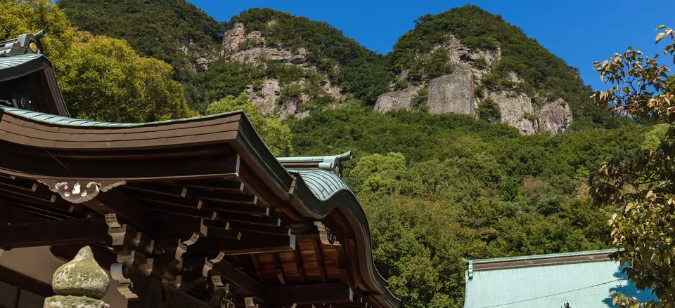  Yakuriji, temple number 85 of the Shikoku pilgrimage trail, is nestled at the foot of Mount Gokenzan. 