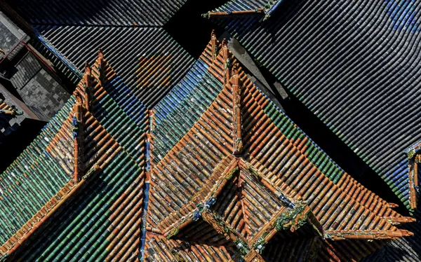 The roof of this ancient building thumbnail