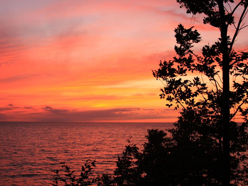 Erie Sunset (Pennsylvania, not scary) | Smithsonian Photo Contest