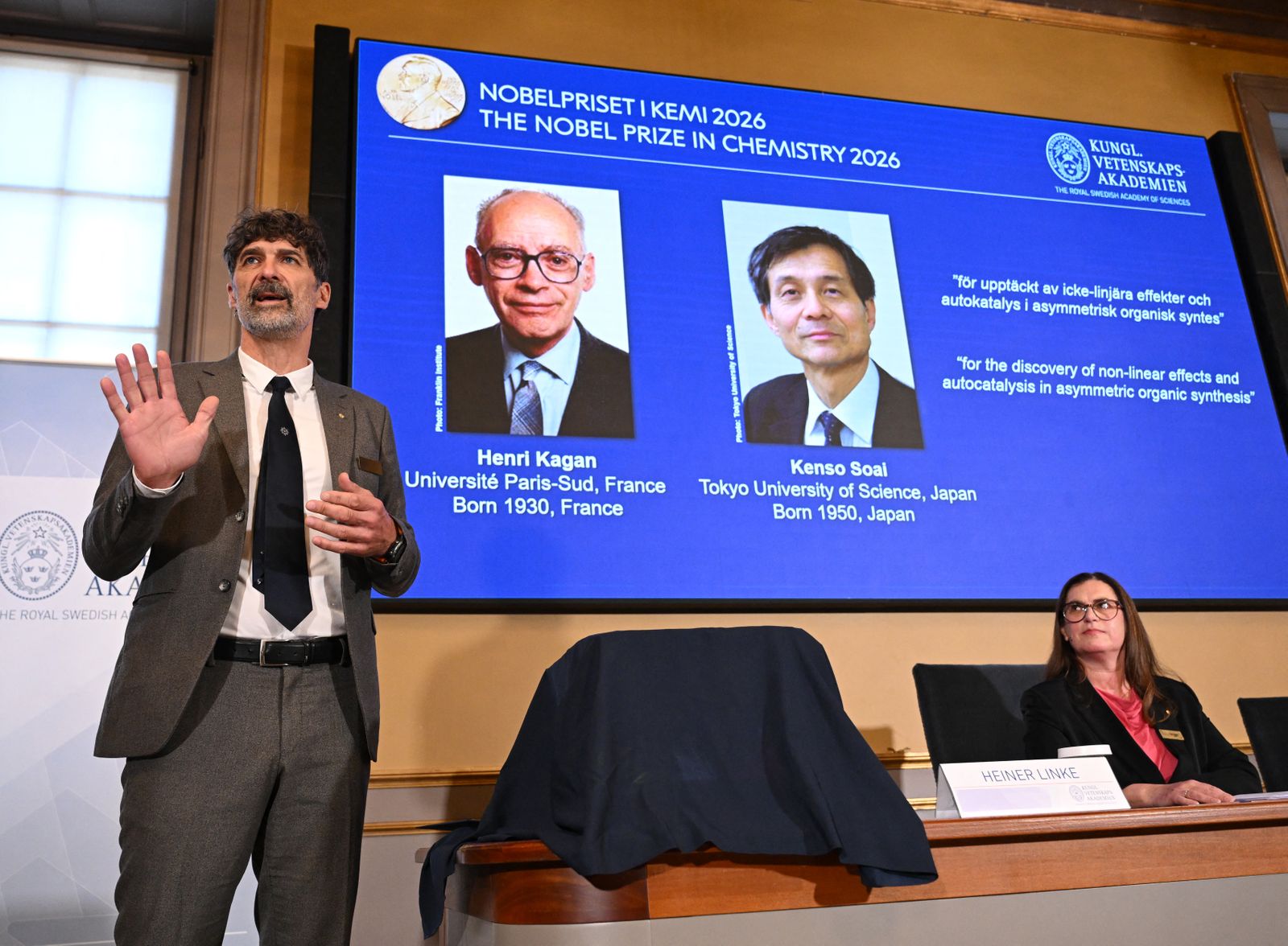 Nobel Prize in Chemistry Awarded to Henri Kagan and Kenso Soai for Molecular Handedness Research