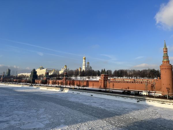 Kremlin Wall thumbnail