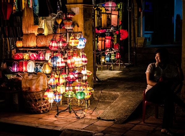 The Lantern Festival in Hoi An, Vietnam thumbnail