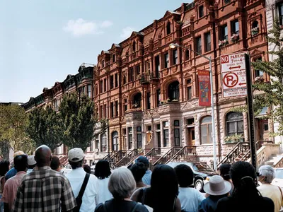 harlem_street.jpg