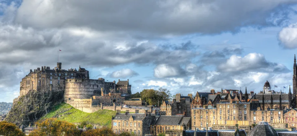  Edinburgh Castle, Scotland 