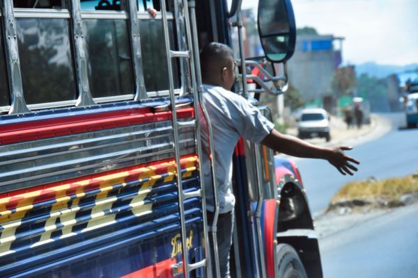 Guatemalian Bus Conductor thumbnail