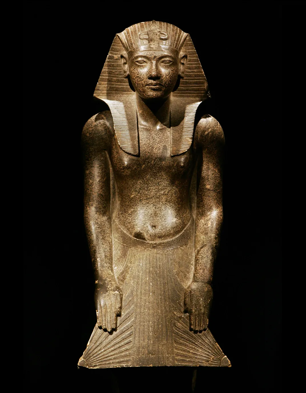 Statue of Tutankhamun