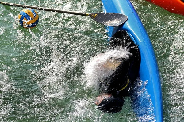 Underwater thumbnail