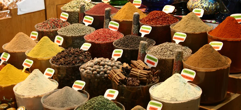  Spices in a Turkish bazaar 