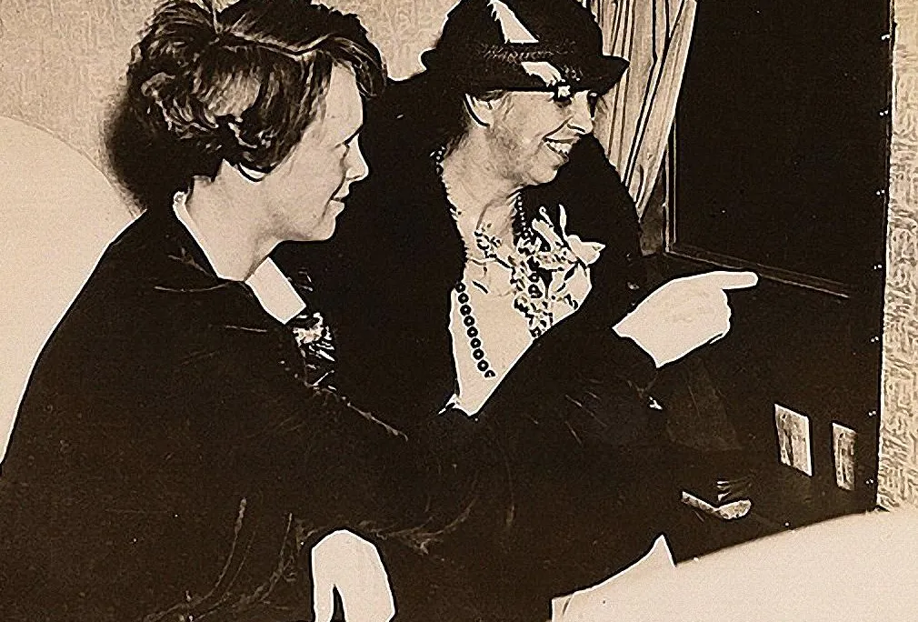 04-1G_AS2021_PartOfHistory-EleanorRooseveltAndEarhart.jpg