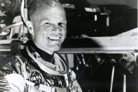 Glenn as an astronaut-in-training, in 1961. Must have been no glitches that day.