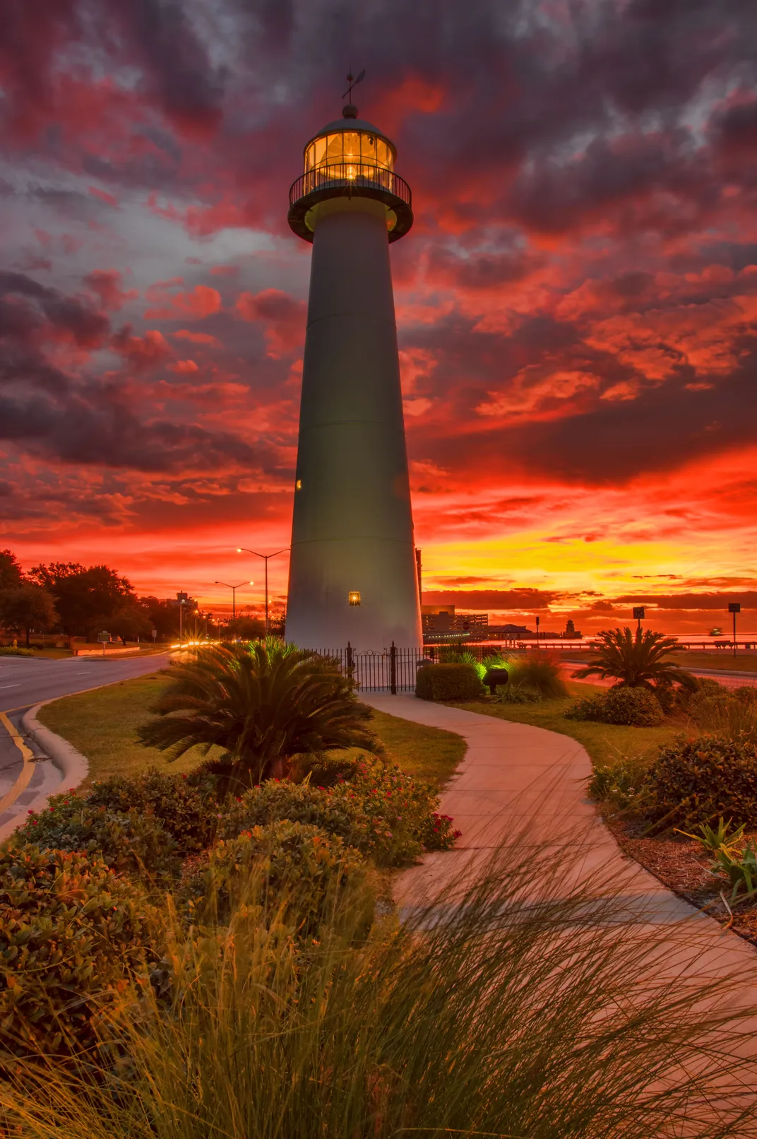 Biloxi Lighthouse Sunrise Smithsonian Photo Contest Smithsonian