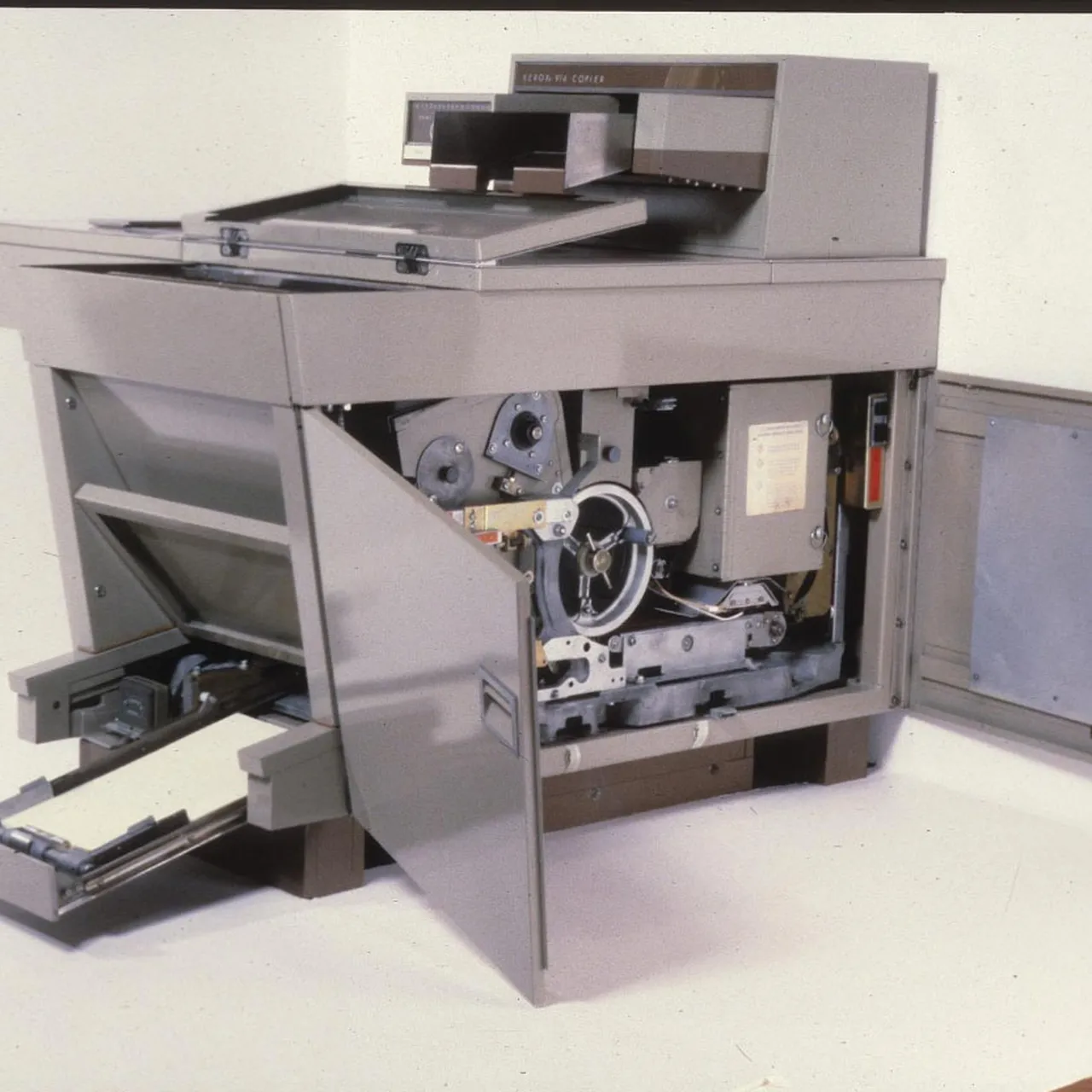Watch the Original 1959 Ad for the First Office-Ready Xerox Machine