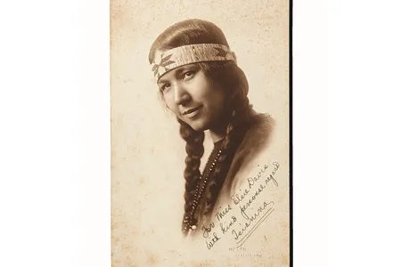 A vintage promotional photograph commissioned and approved by Redfeather around 1915 is now held in the collections of the Smithsonian&rsquo;s National Museum of American History.