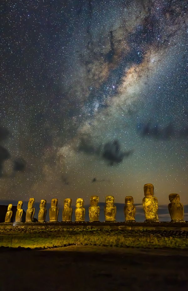 Moai and the Milky Way thumbnail