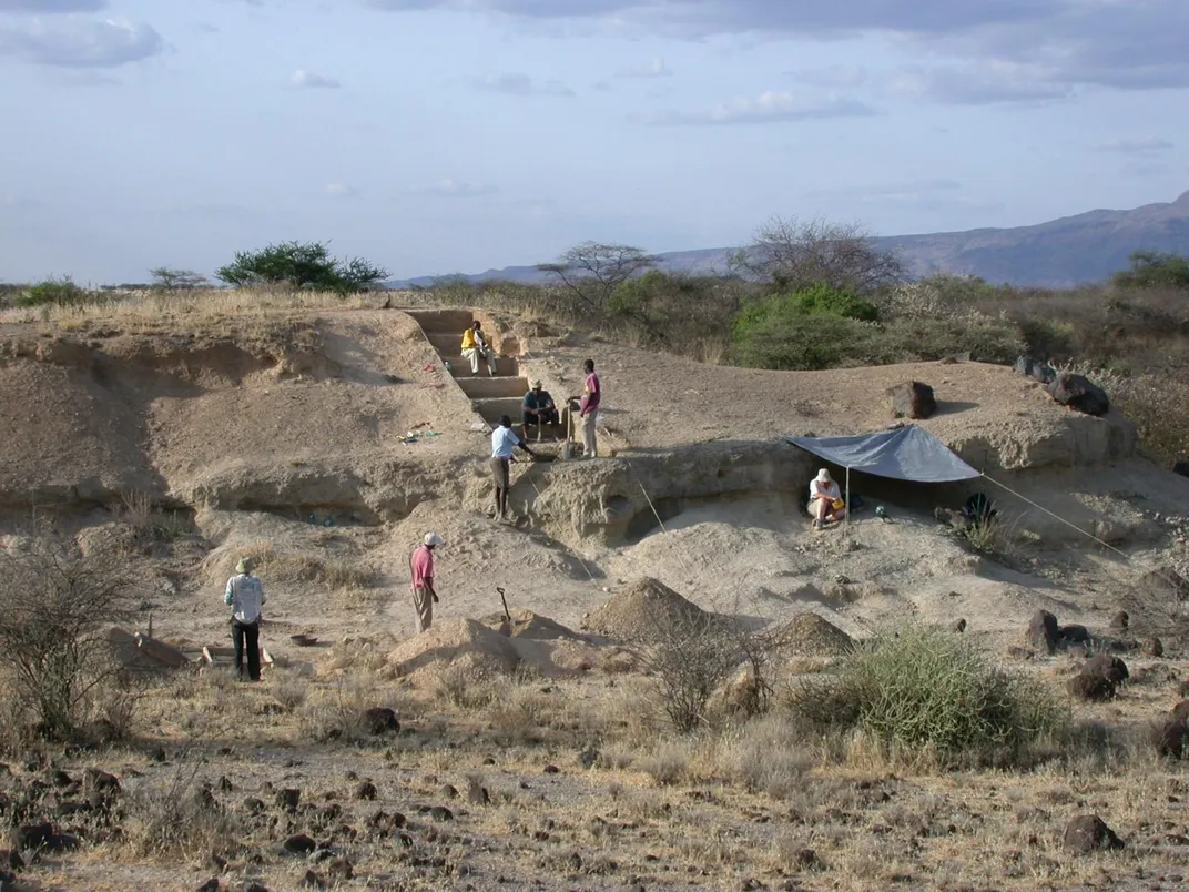 Colored Pigments and Complex Tools Suggest Humans Were Trading 100,000 Years Earlier Than Previously Believed