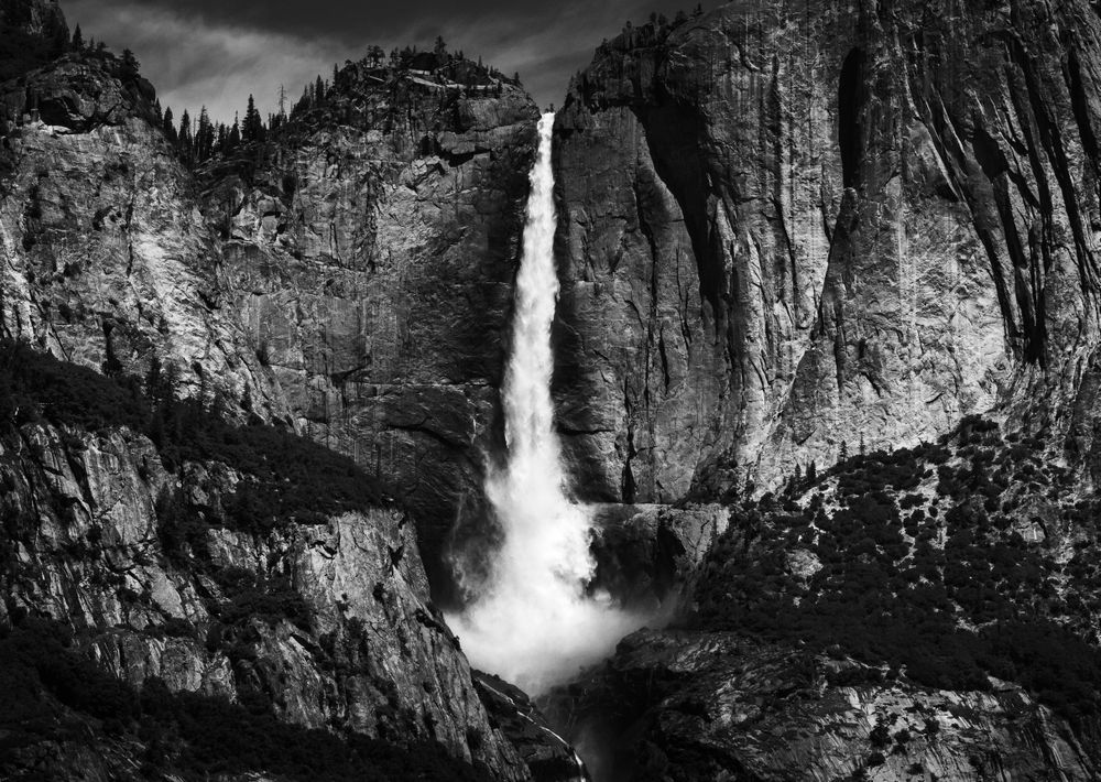 After a record snowpack in 2023, spring melt turned the cliffs into cascades. Long-dormant streams ran again; Yosemite Falls thundered at peak flow.