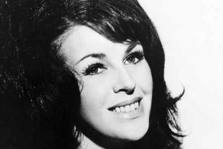 Portrait of country western singer Wanda Jackson from 1971.