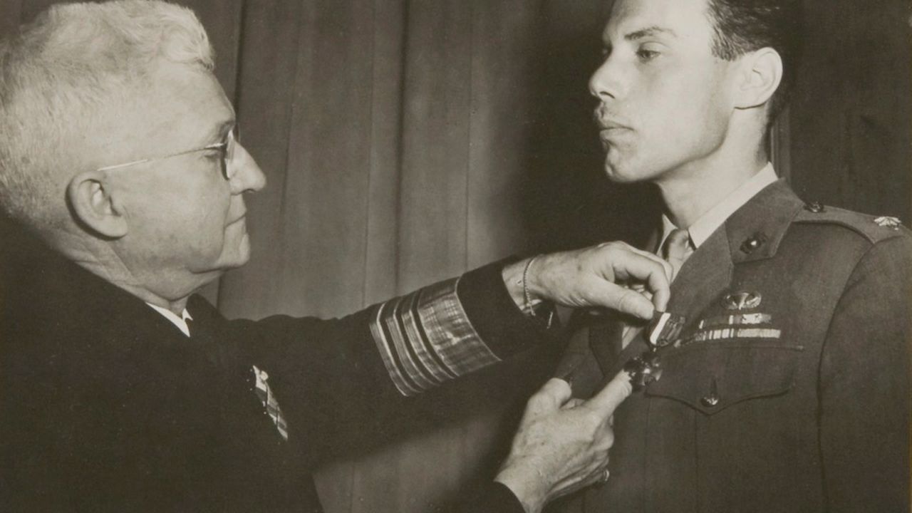 フランス製 80s JEAN-LOUIS FERNANDEZ スウェーデン軍 Who Was Peter J. Ortiz, the American Spy Who Surrendered to the