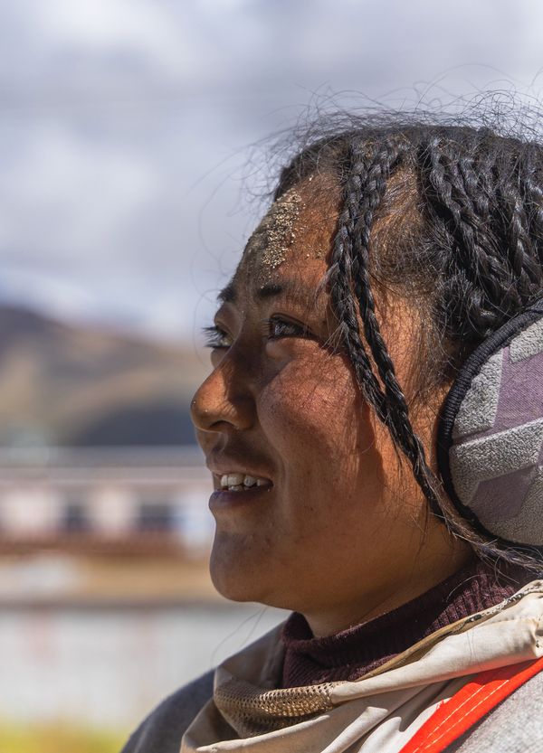 Sunny days of plateau girls thumbnail