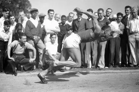 Jesse Owens' coach at Ohio State, Larry Snyder, taught Owens to crouch more compactly at the starting line so that he could get a faster start.