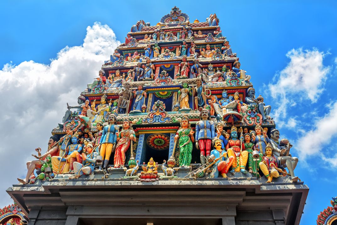 The Sri Mariamman Temple, oldest Hindu temple in Singapore