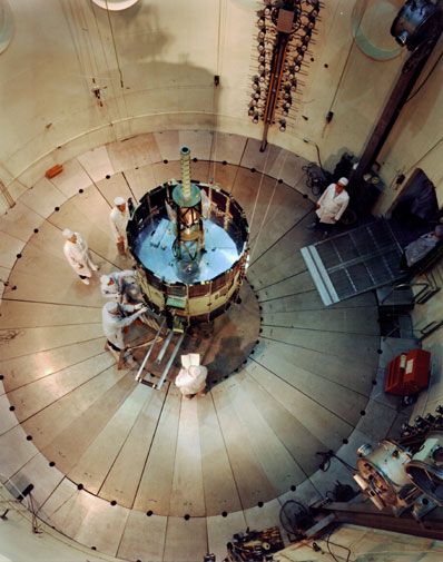 A space probe comes in from the cold.