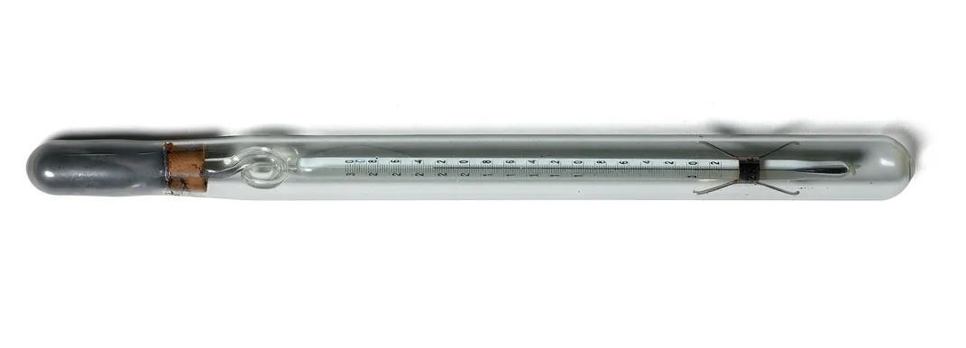 Deep sea thermometer