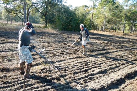 Archaeologists with the South Carolina Battlefield Preservation Trust found Tar Bluff battlefield with the help of a British officer's hand-drawn map.
