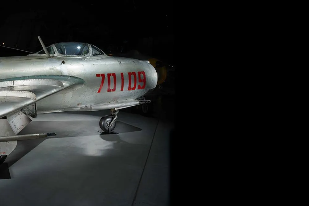 plane3.jpg