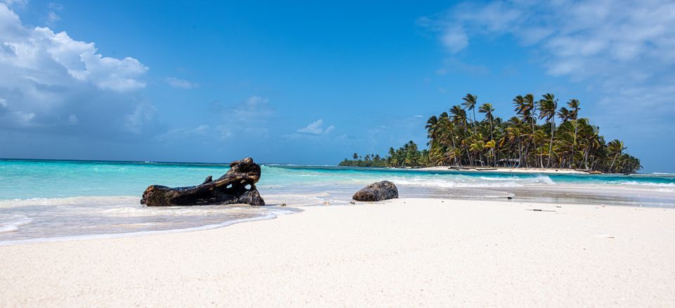  Pristine beaches of Panama's San Blas Islands  Credit: Steve Paton 