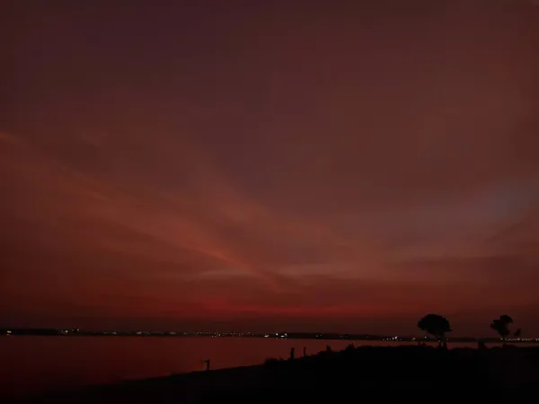 While sunset i have clicked it thumbnail