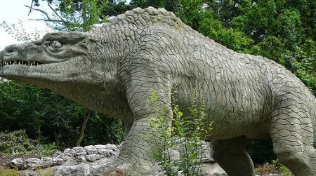 An early 19th century representation of Megalosaurus at the Crystal Palace gardens. Thomas Henry Huxley's work gave dinosaurs a much more bird-like look.