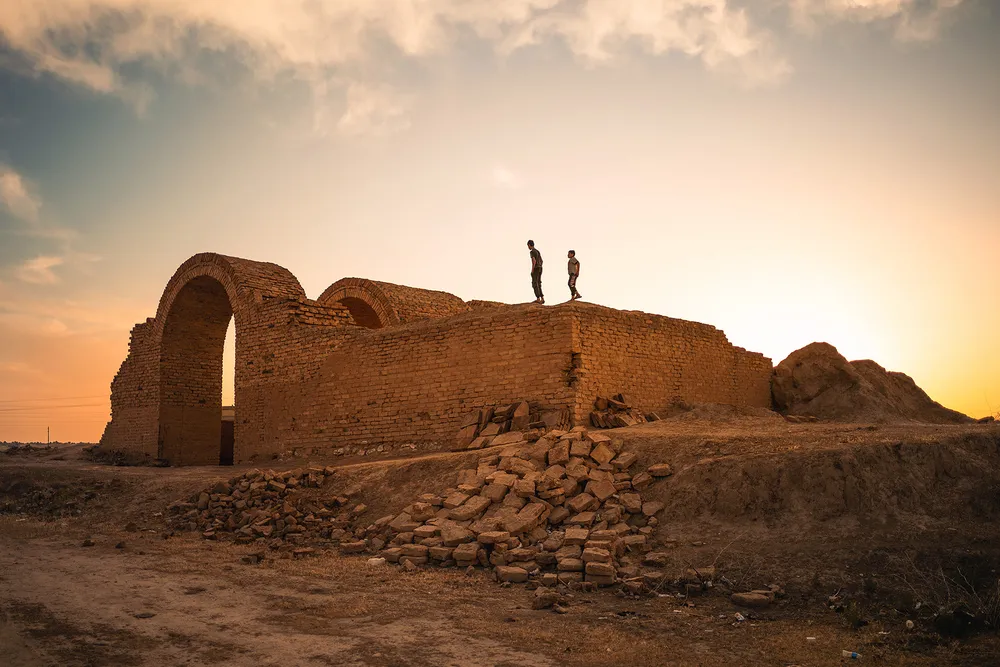 Tabira Gate