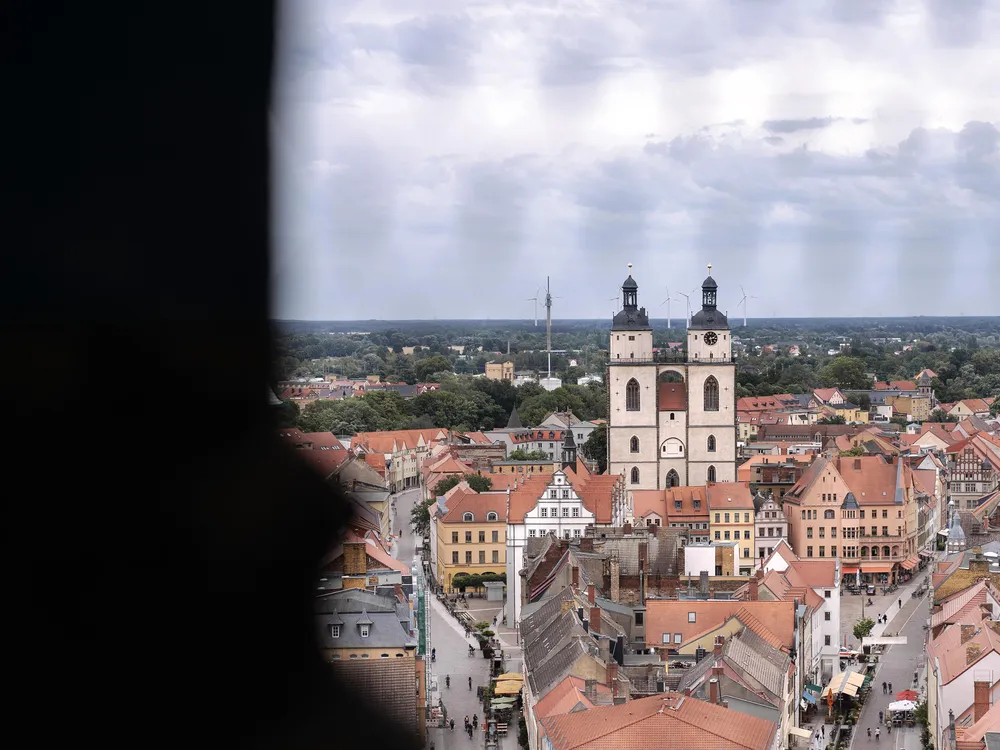 SOCIAL-The towers of the Stadtkirsche