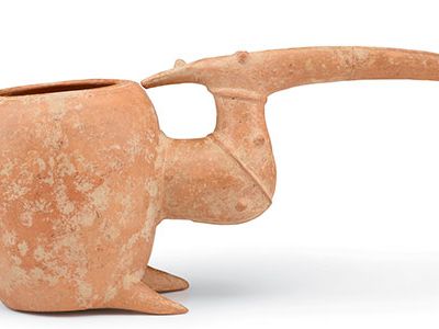 A beak-spouted vessel, circa 1000 B.C.