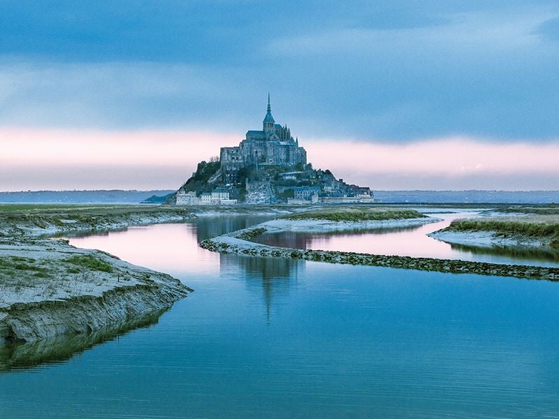 Mont-Saint-Michel  History, Geography, & Points of Interest