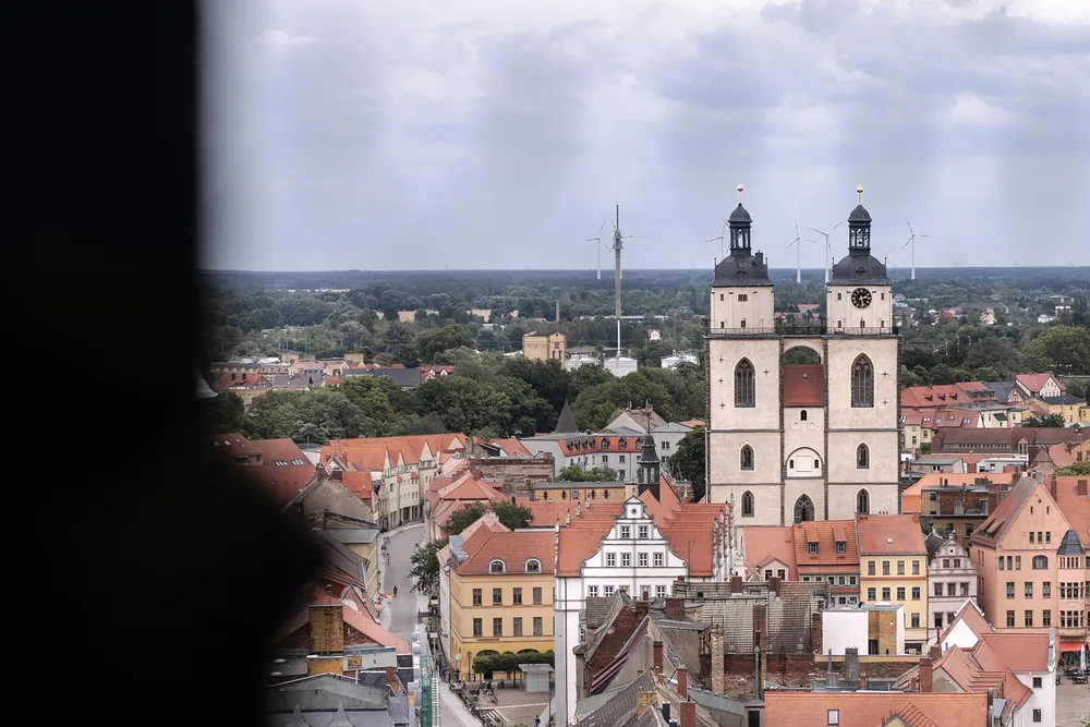 OPENER-The towers of the Stadtkirsche 