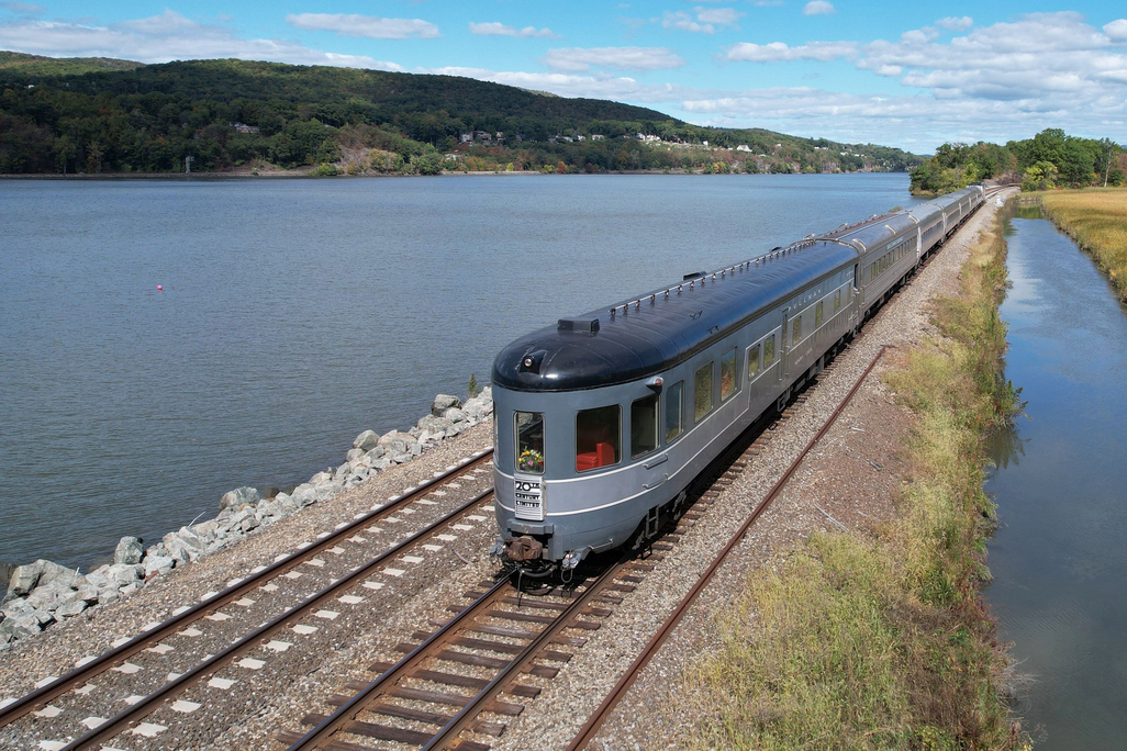 20th Century Limited chugging along the Hudson