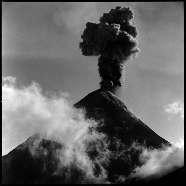 Fuego Volcano Erupting thumbnail