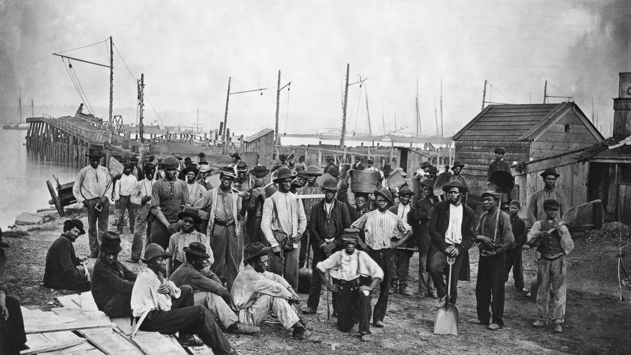 How to Tell 400 Years of Black History in One Book