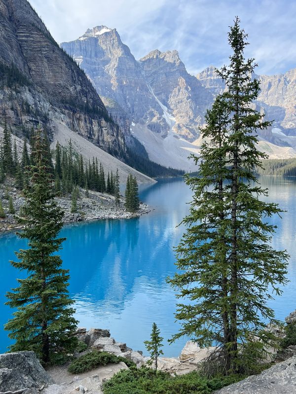 Beautiful blue Lake Moraine thumbnail